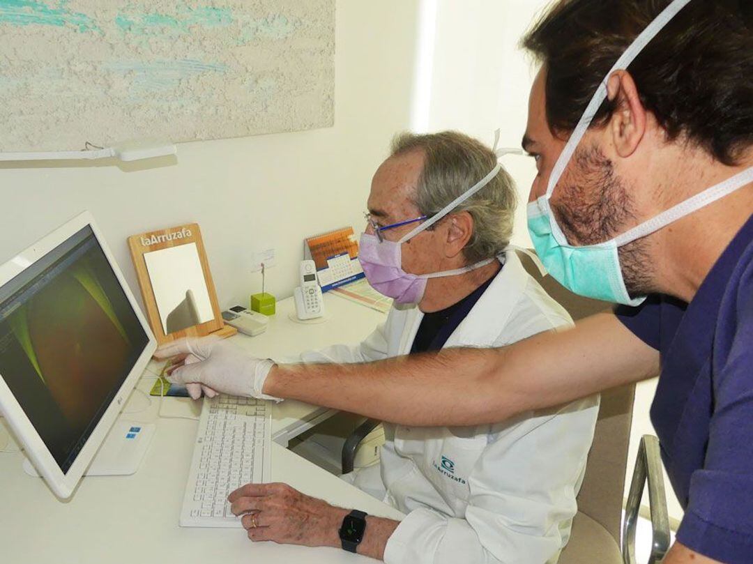 Oftalmólogos del Hospital La Arruzafa de Córdoba