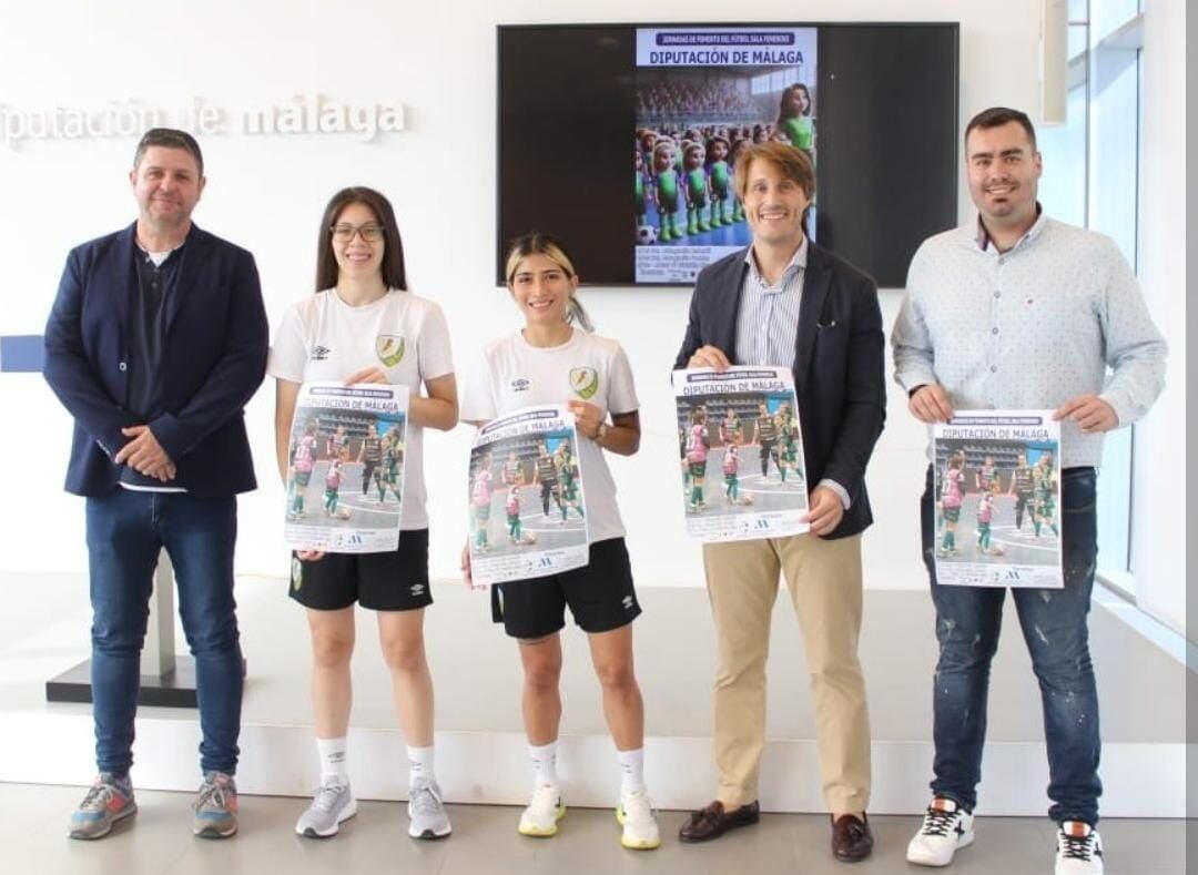 La sede de la Diputación Provincial acogió la presentación de las jornadas de fomento del fútbol sala femenino