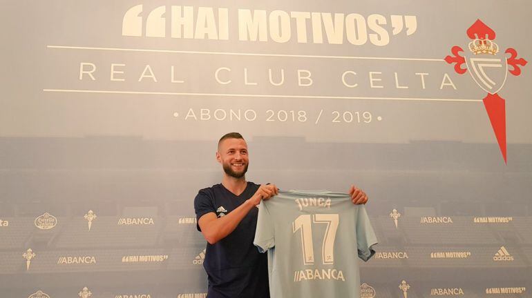 David Juncá en su presentación con el R.C. Celta