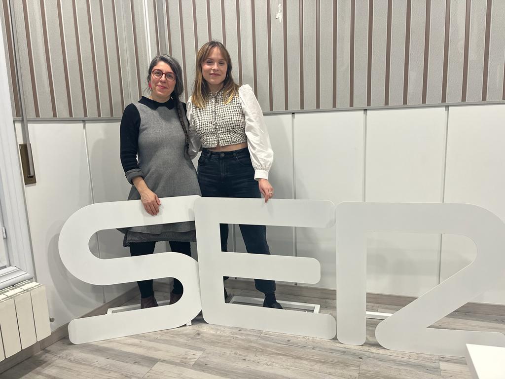 Sonia Oliveira y Esther Sanz en la Cadena SER