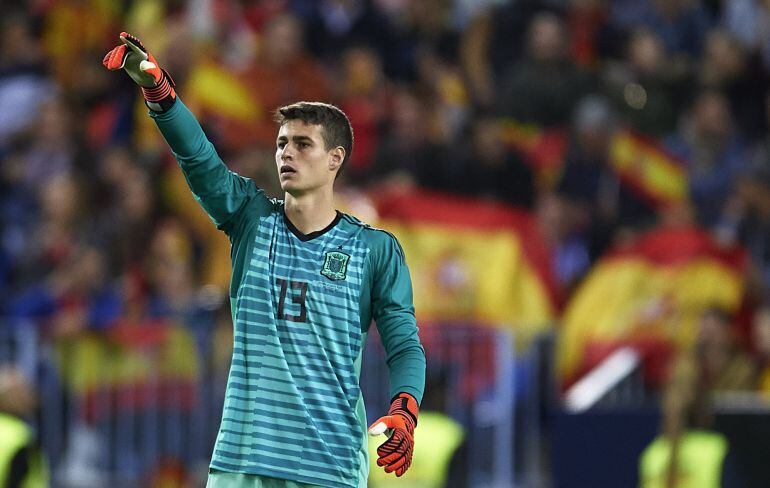 Kepa Arrizabalaga durante su primer partido con España 