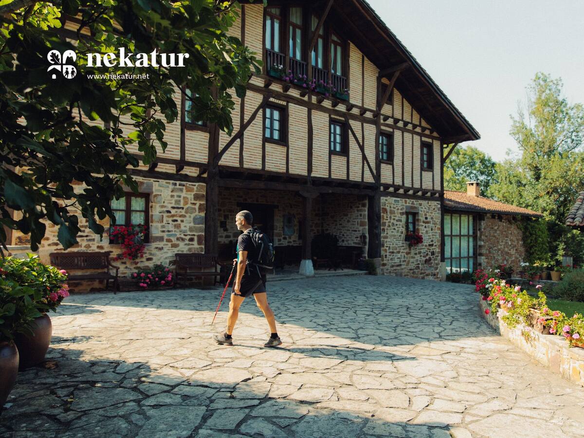 Asamblea General de Nekatur, la asociación de agroturismos, casas rurales y apartamentos rurales del País Vasco.