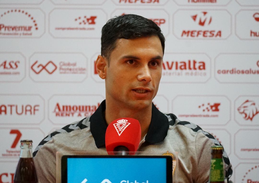 Miguel Serna en rueda de prensa