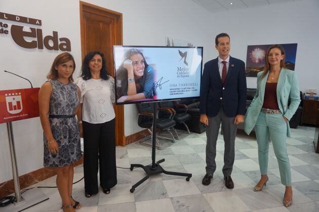 Presentación de la Mujer Mejor Calzada 2018, en Elda