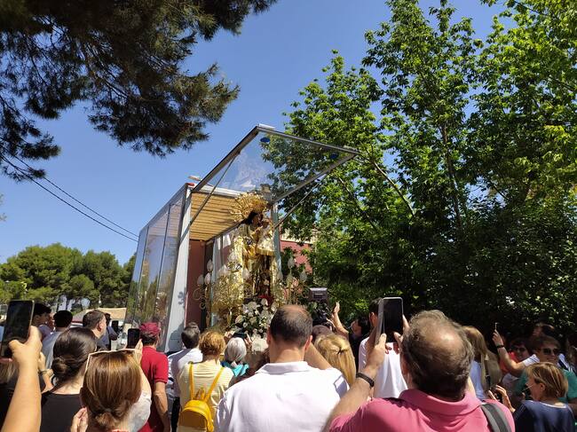 Llegada a Las Virtudes del "maremovil"