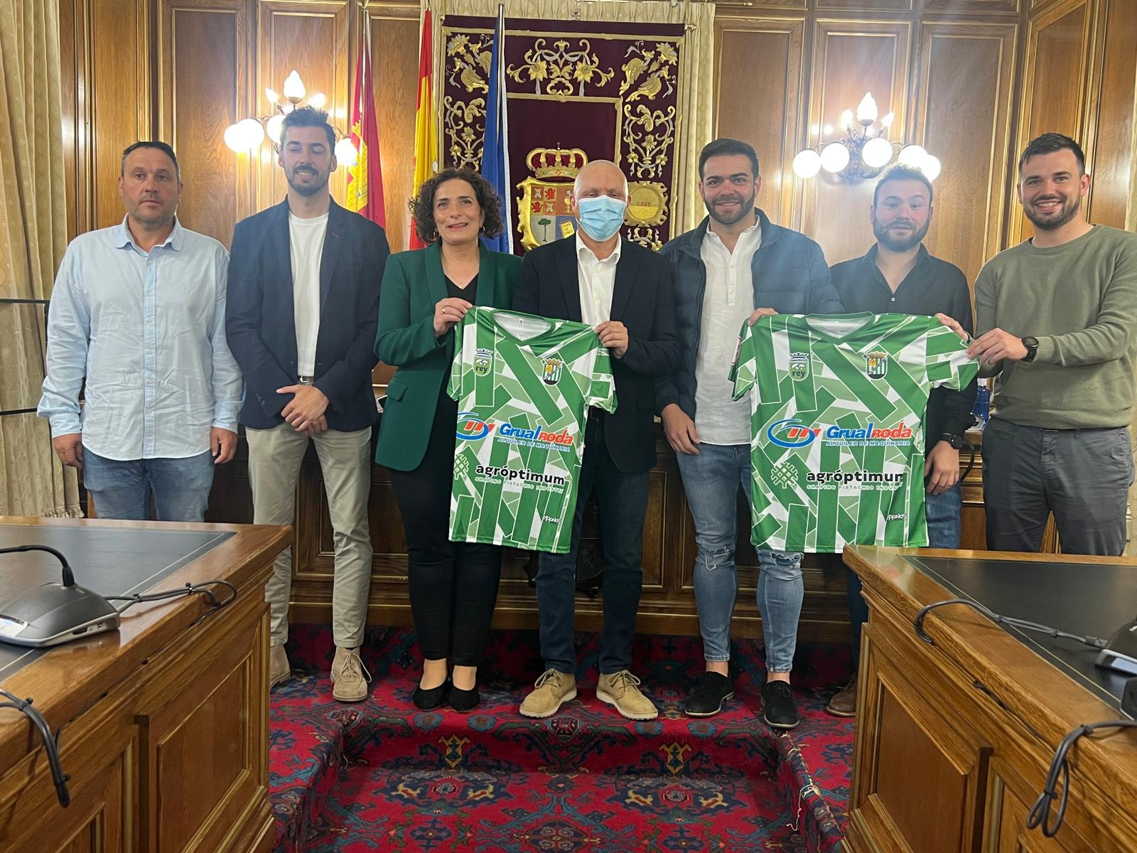 Recepción del CD Quintanar del Rey en la Diputación de Cuenca