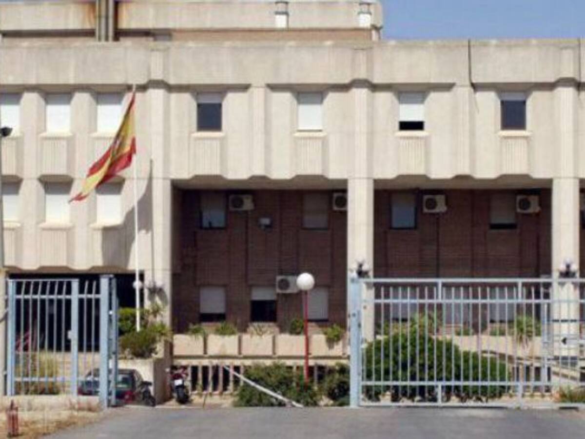 "Indefensión y restricción de derechos" en el CIE de Murcia