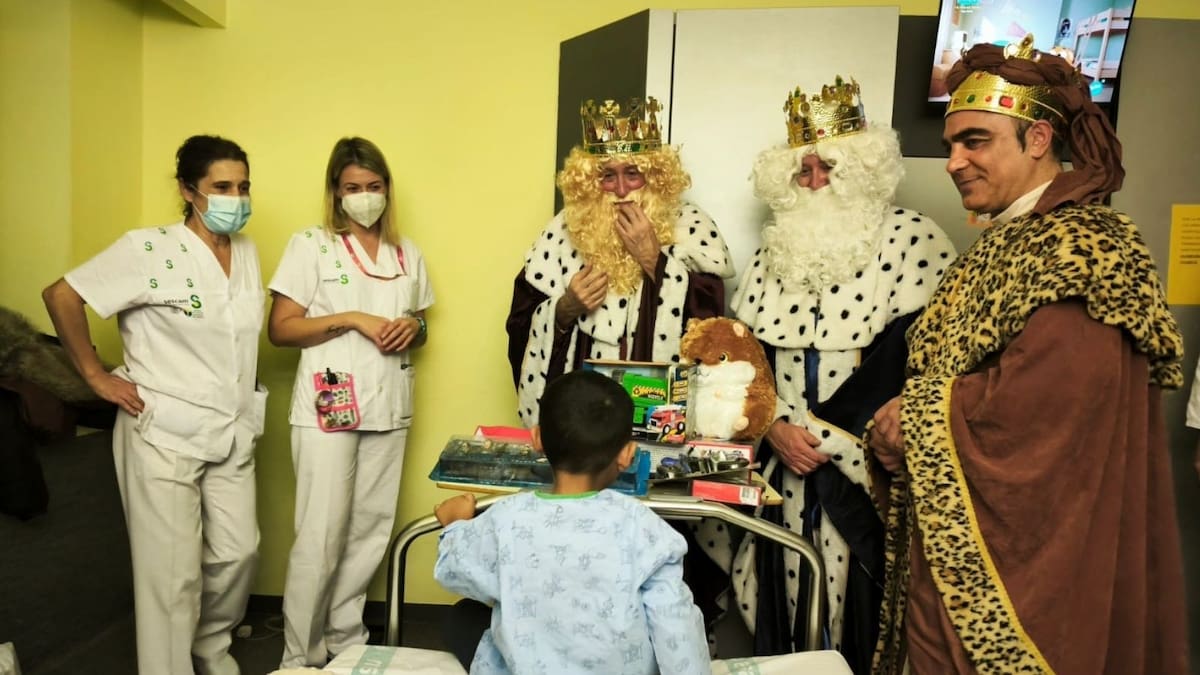 La magia y la ilusión de los Reyes Magos en los hospitales: "uno de los deseos de los niños es ponerse buenos y volver a casa"