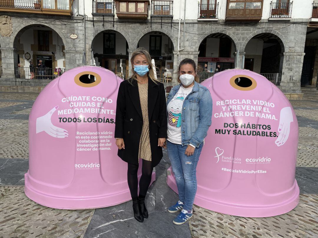 Susana Herrán y Leire Ruiz.