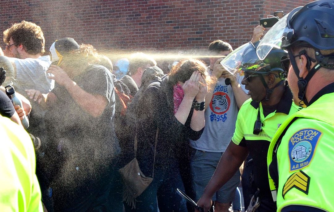 Una treintena de detenidos durante el desfile del Orgullo Hetero.