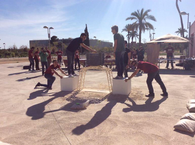 Concurso de Puentes en la UMH