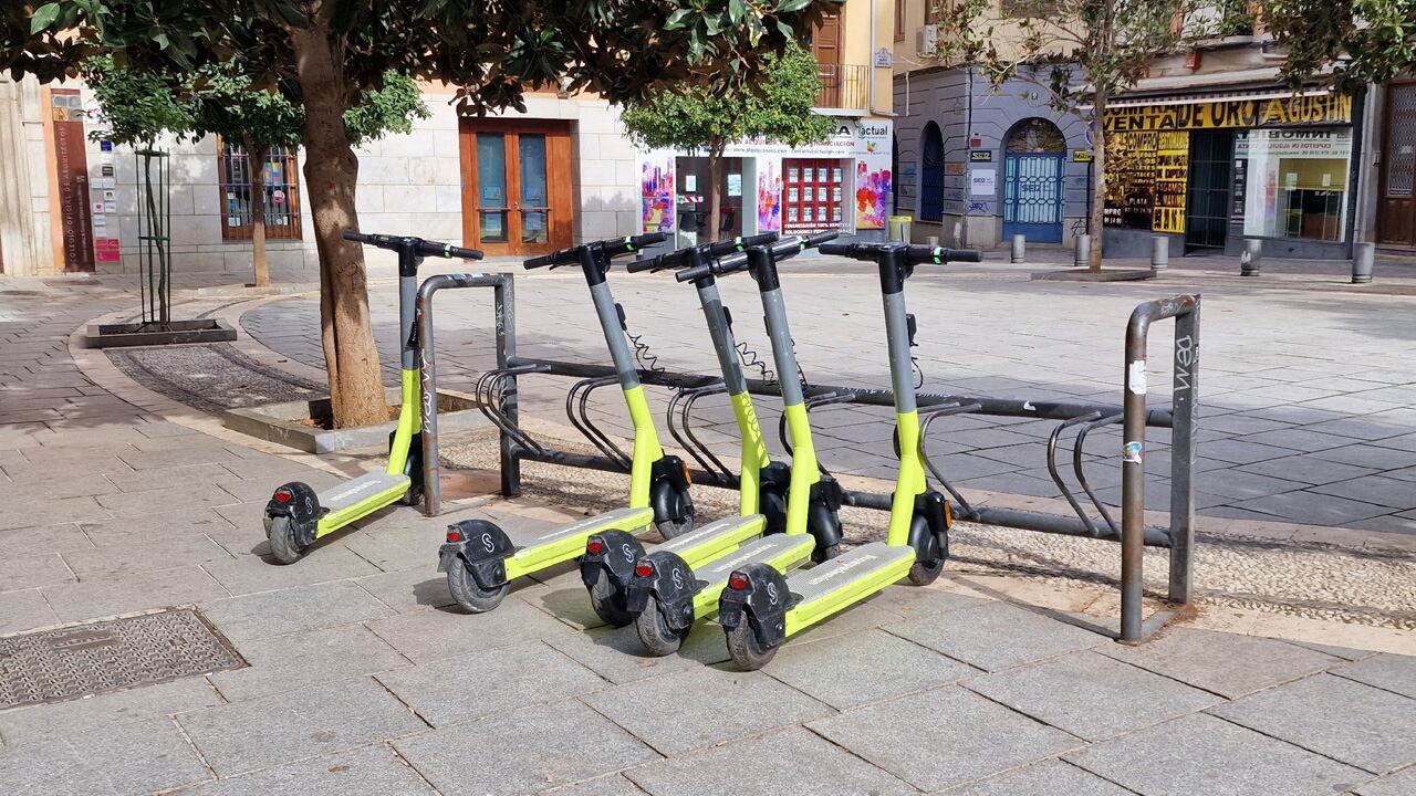 Patinetes eléctricos de alquiler en Granada