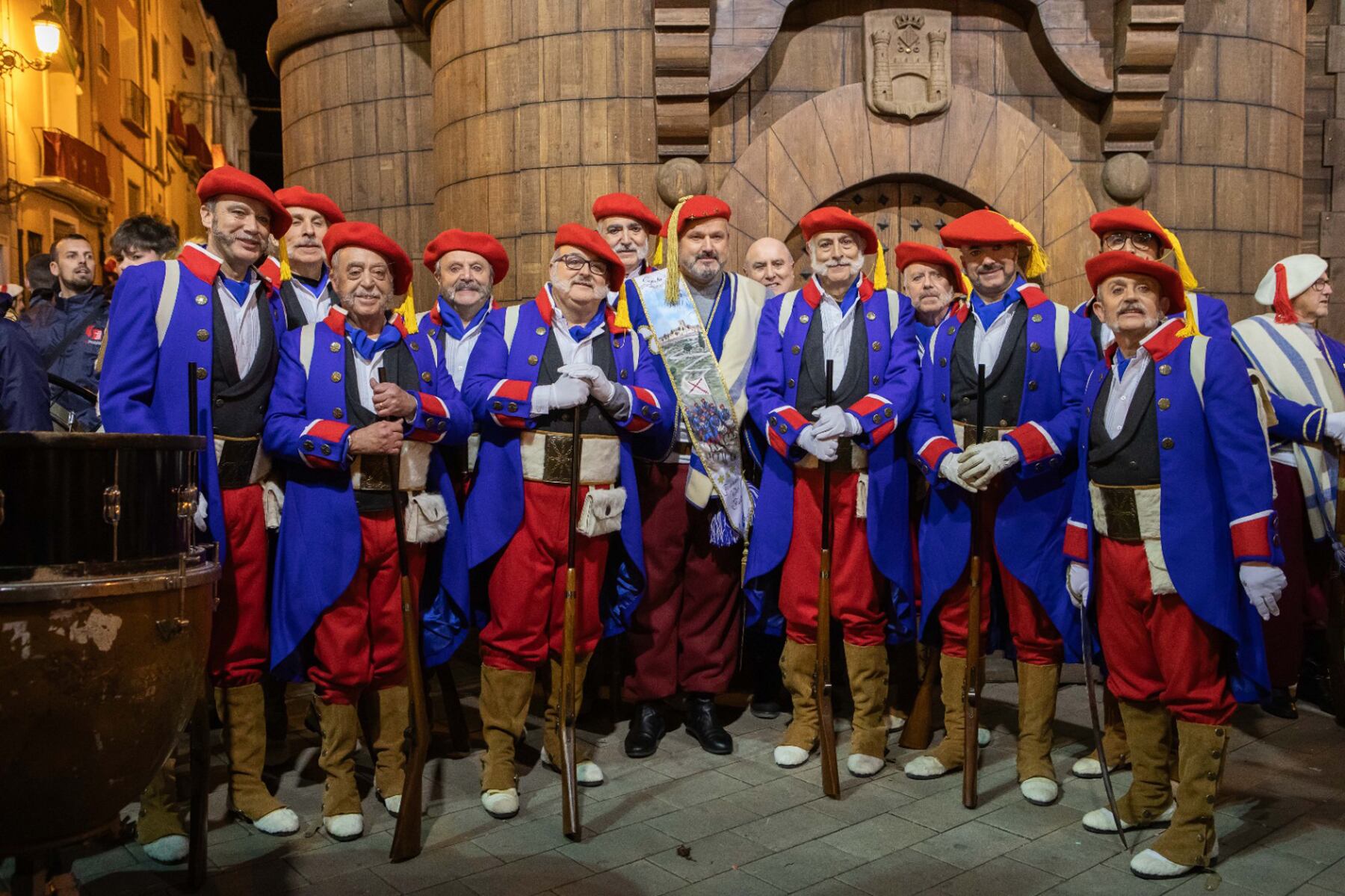 Una imagen de la participación de la escuadra de los Navarros en las Fiestas de Bocairent