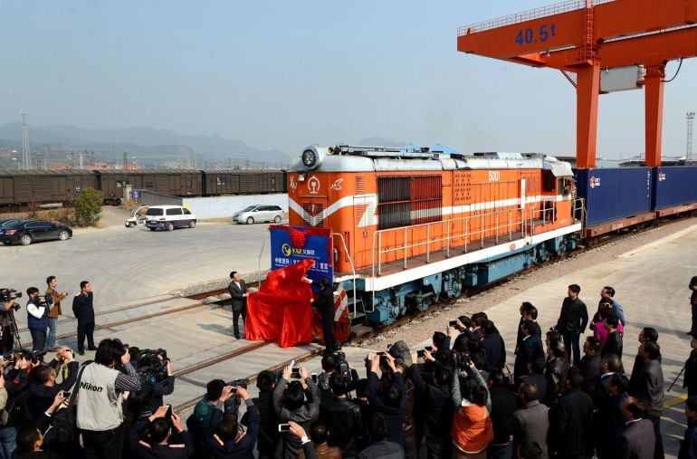 El primer tren de mercancias chino en cubrir la ruta Yiwu-Madrid en 21 días