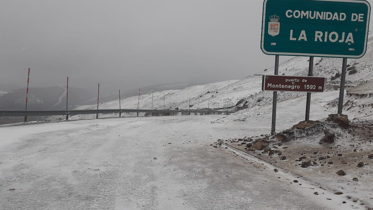 La DGT alerta por nevadas en La Rioja y recomienda adoptar precauciones en las carreteras (07/12/2024)