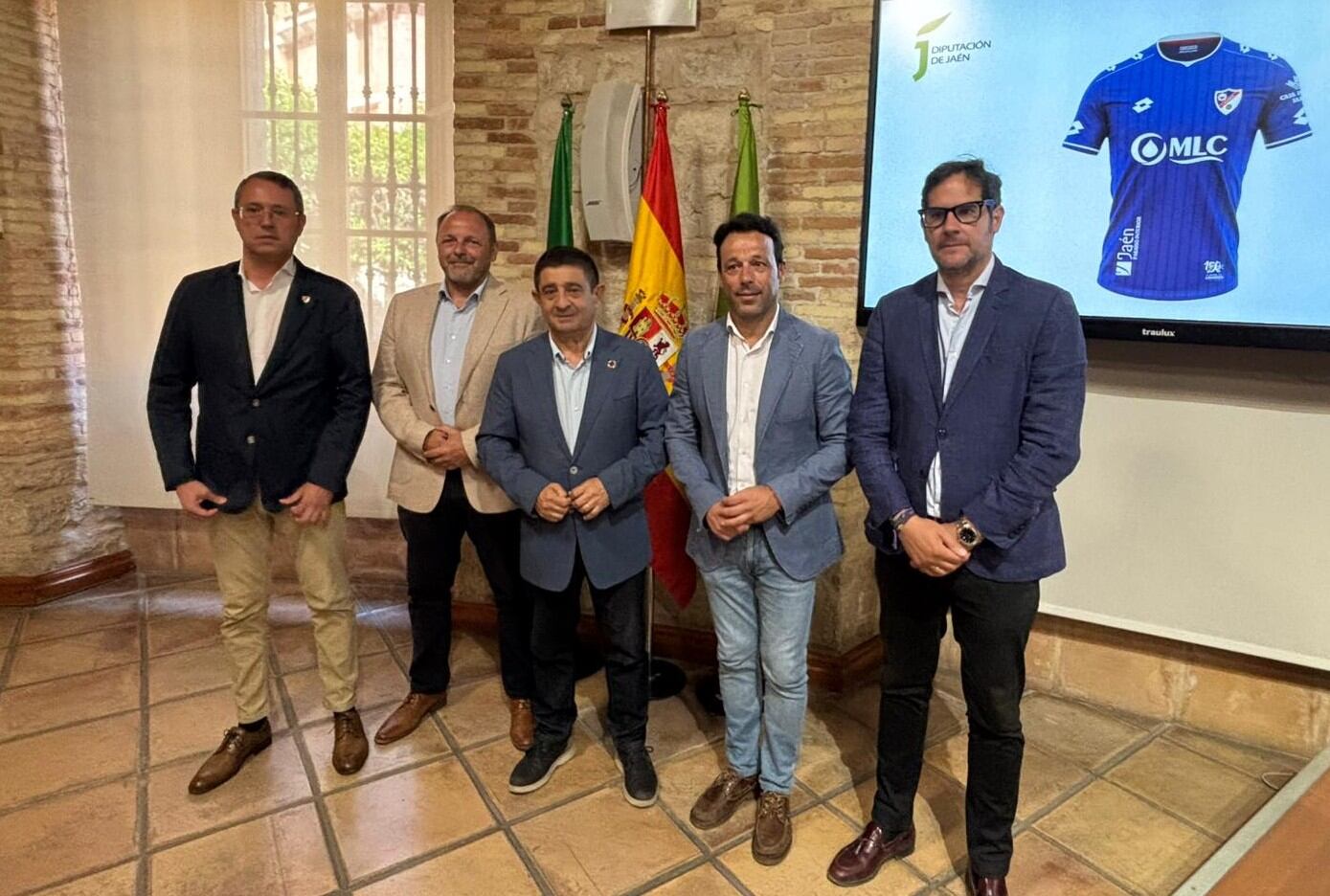 Firma de colaboración Linares Deportivo-Diputación de Jaén.
