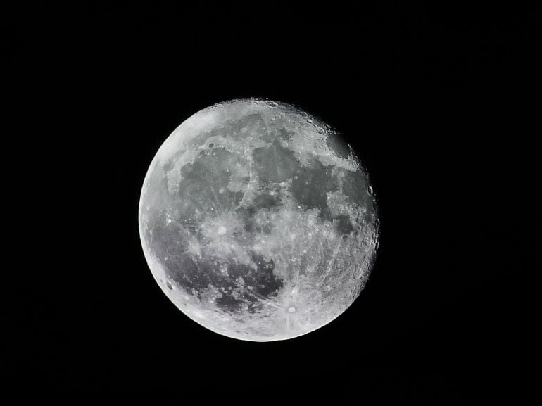 Los ciudadanos podrán disfrutar del eclipse lunar desde el Planetario de Aragón