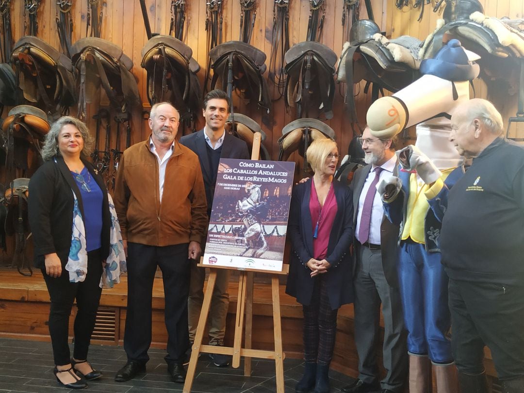 Presentación del cartel de la gala benéfica &#039;Cómo bailan los caballos andaluces&#039; en la Real Escuela