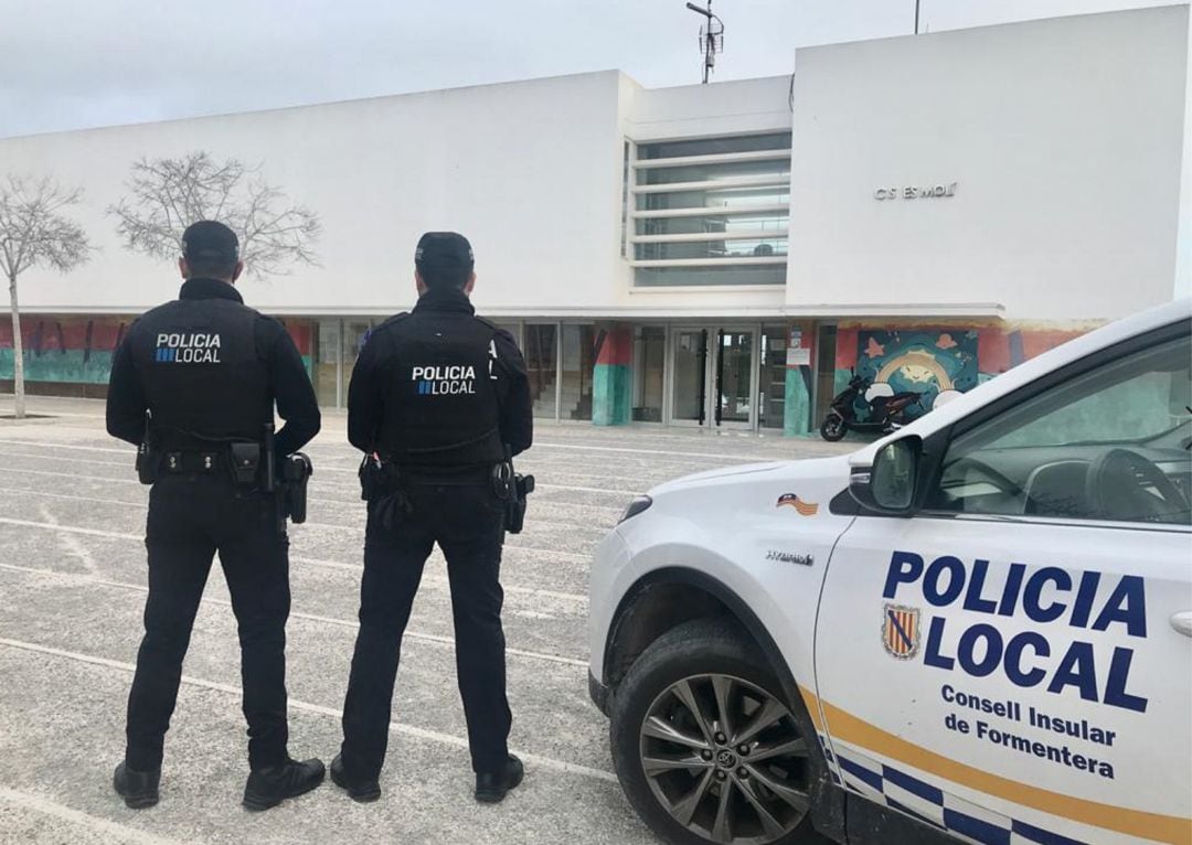 Agentes de la Policía Local de Formentera