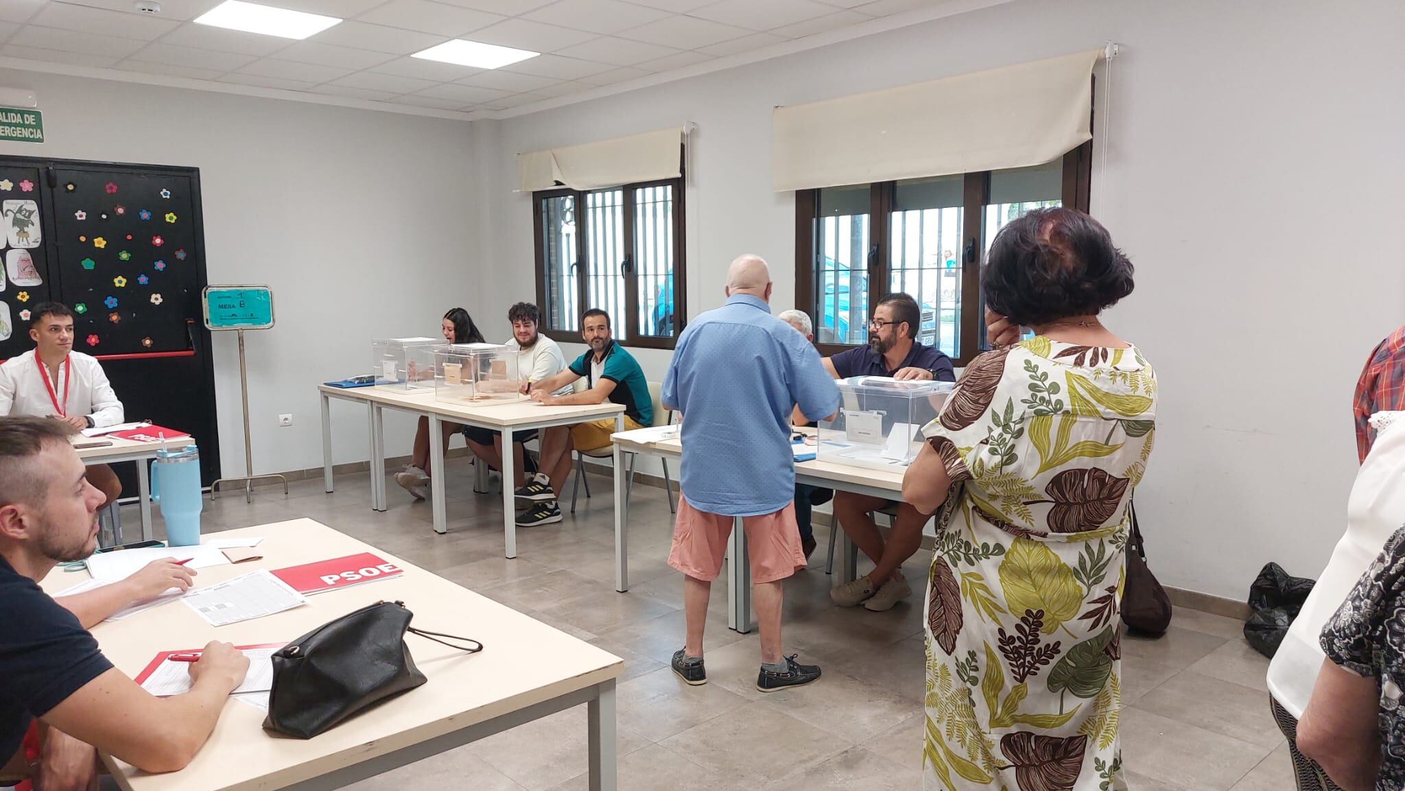 Votación en la sede de ADIJ