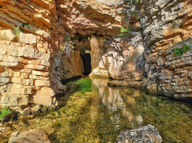 Entrada a la cueva del Boquerón.