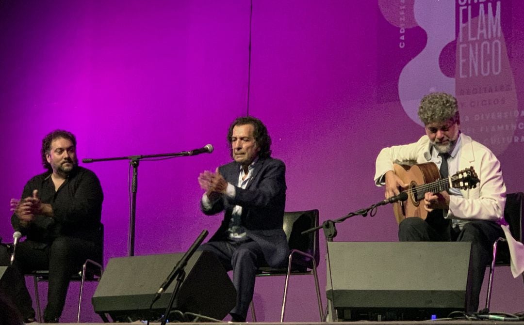 Diego Montoya, Juan Villar y Manuel Jero, durante su actuación en el Baluarte de la Candelaria