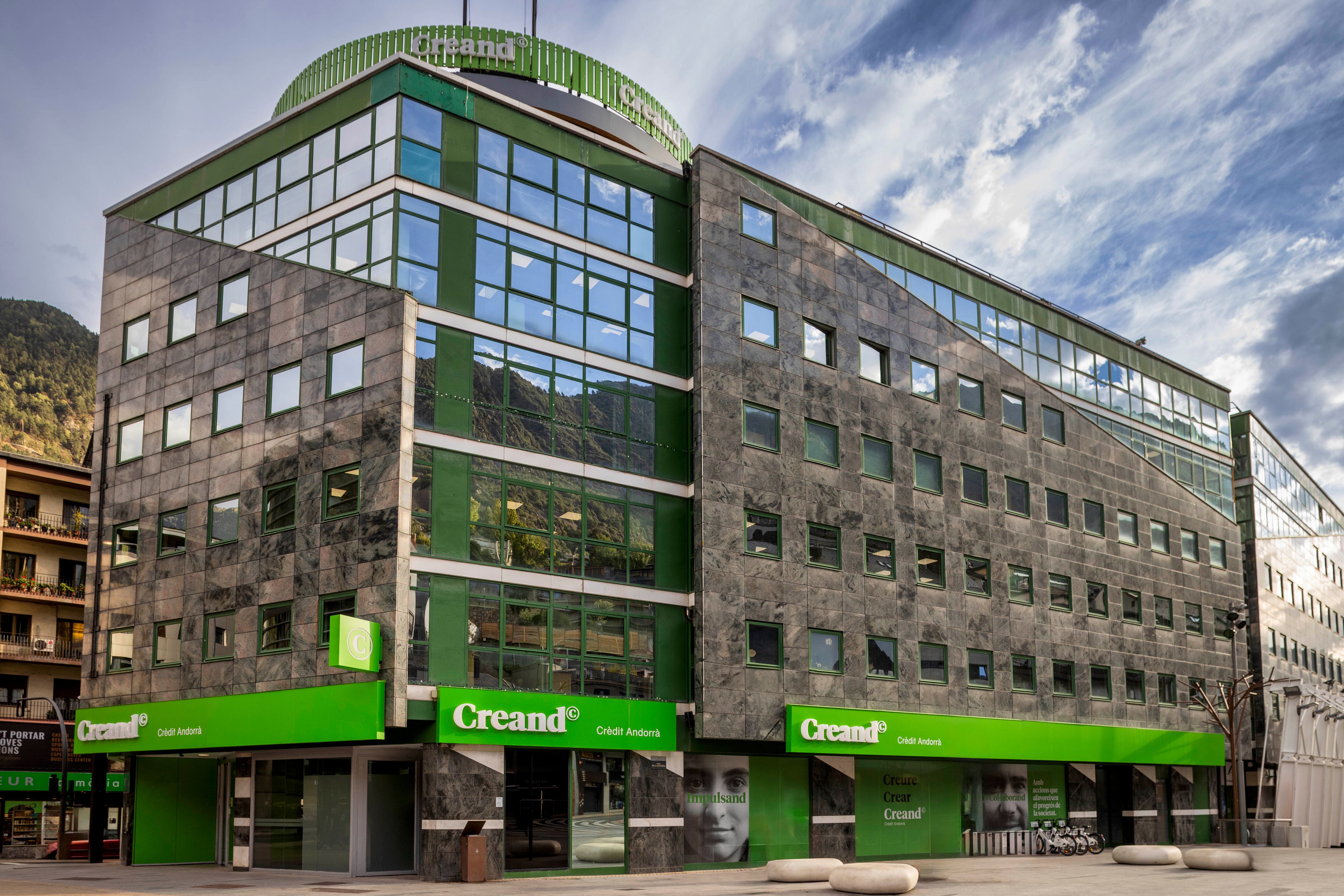 Seu social de Creand. L&#039;entitat financera va tancar l&#039;exercici del 2024 amb uns beneficis de prop de 71 milions d&#039;euros.