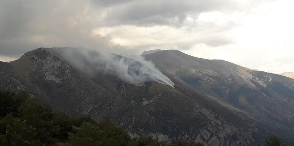 Imagen del incendio en Laspuña