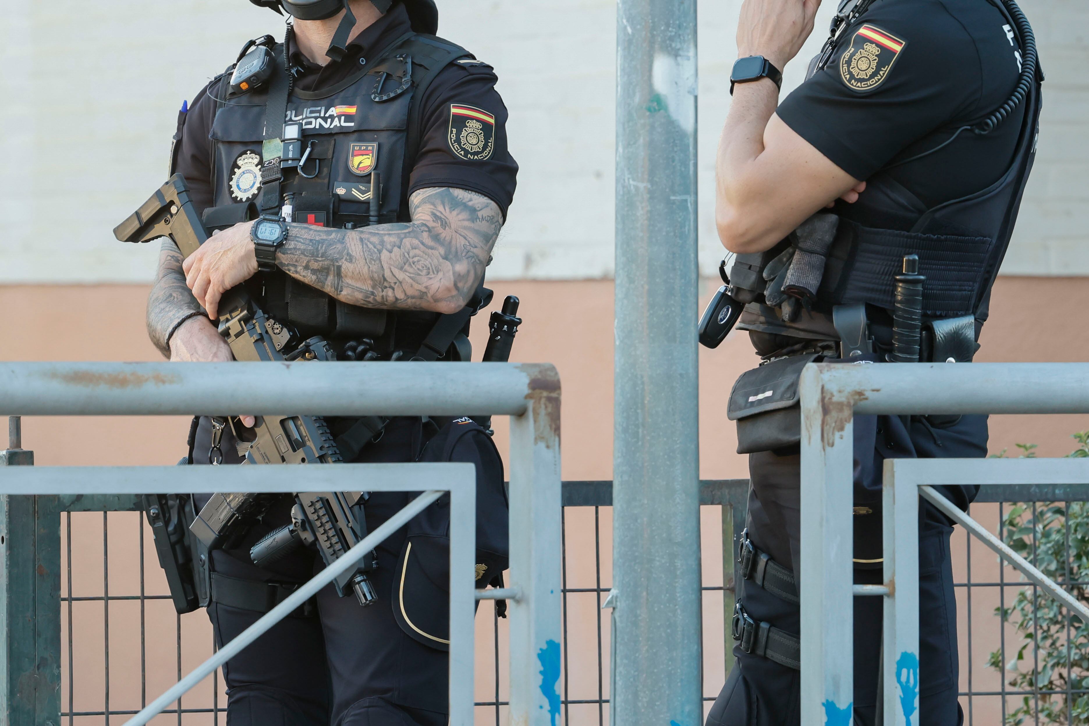 Despliegue policial durante un operativo en varias provincias