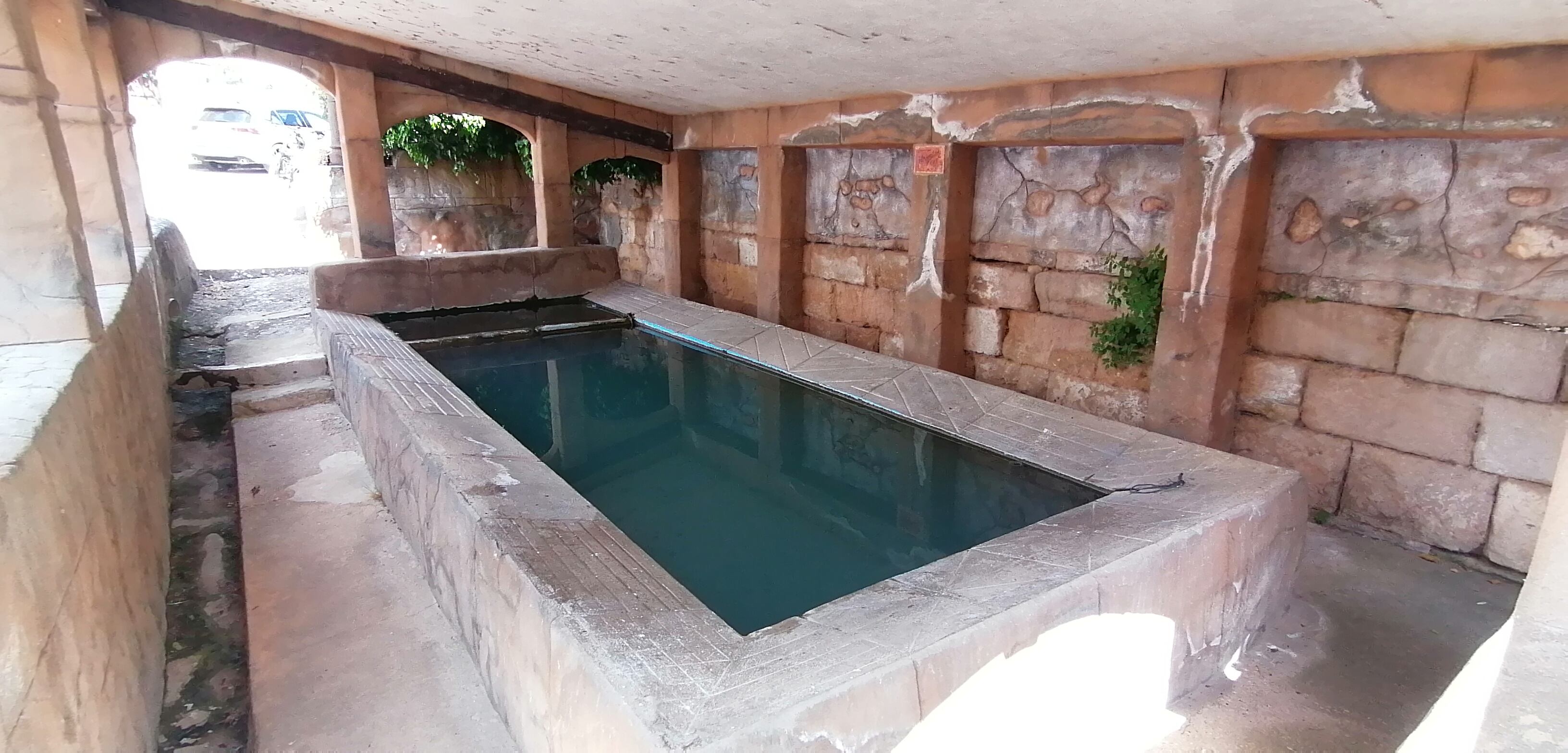 Lavadero de Valdecolmenas de Abajo (Cuenca).