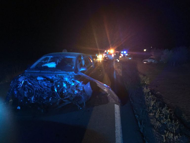 Así quedó el vehículo accidentado en Valverde de Leganés (Badajoz), en el que 4 personas resultaron heridas