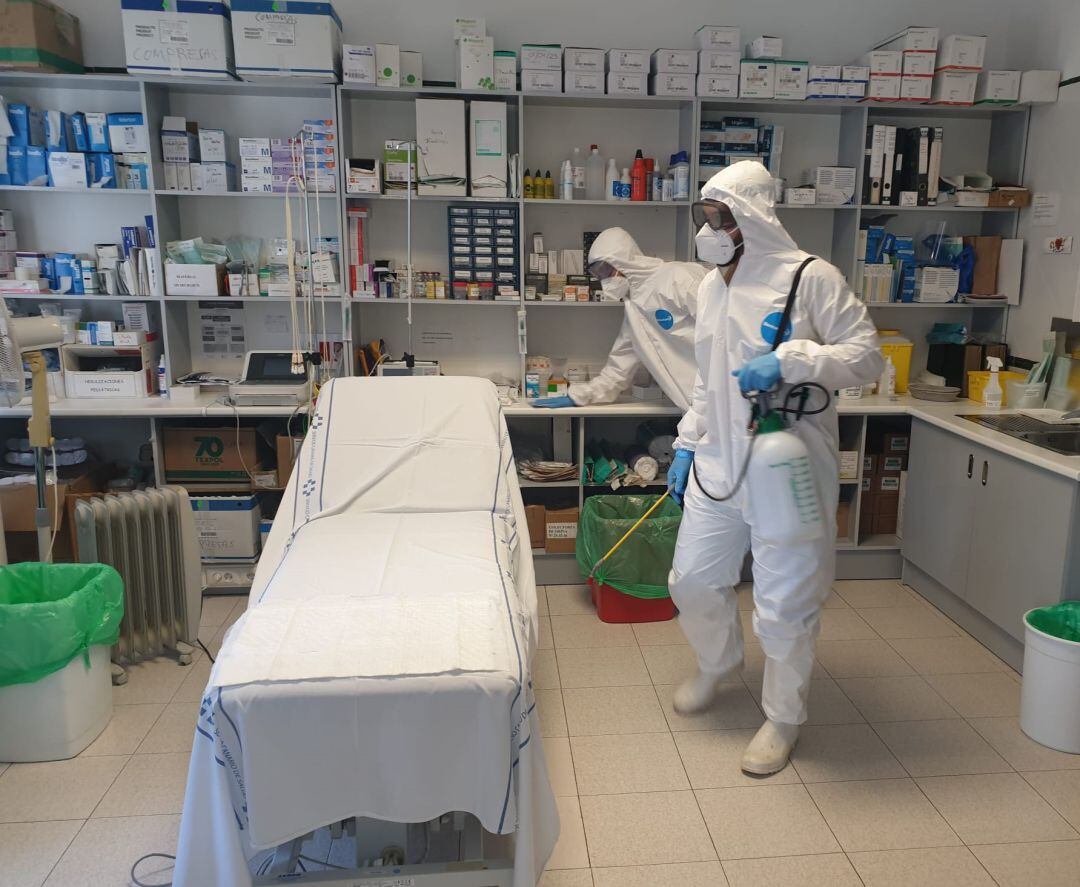 La Isla cuenta con nueve pacientes ingresados, seis de ellos en la unidad de críticos del Molina Orosa.