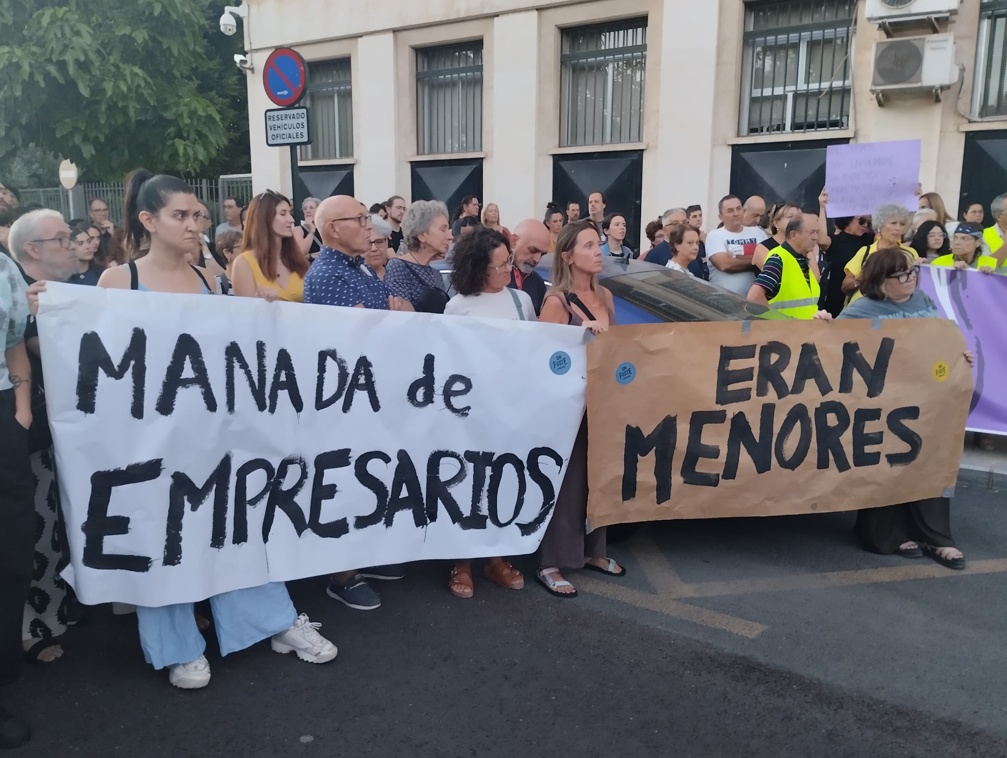 Murcia clama justicia para las menores abusadas en la red de prostitución