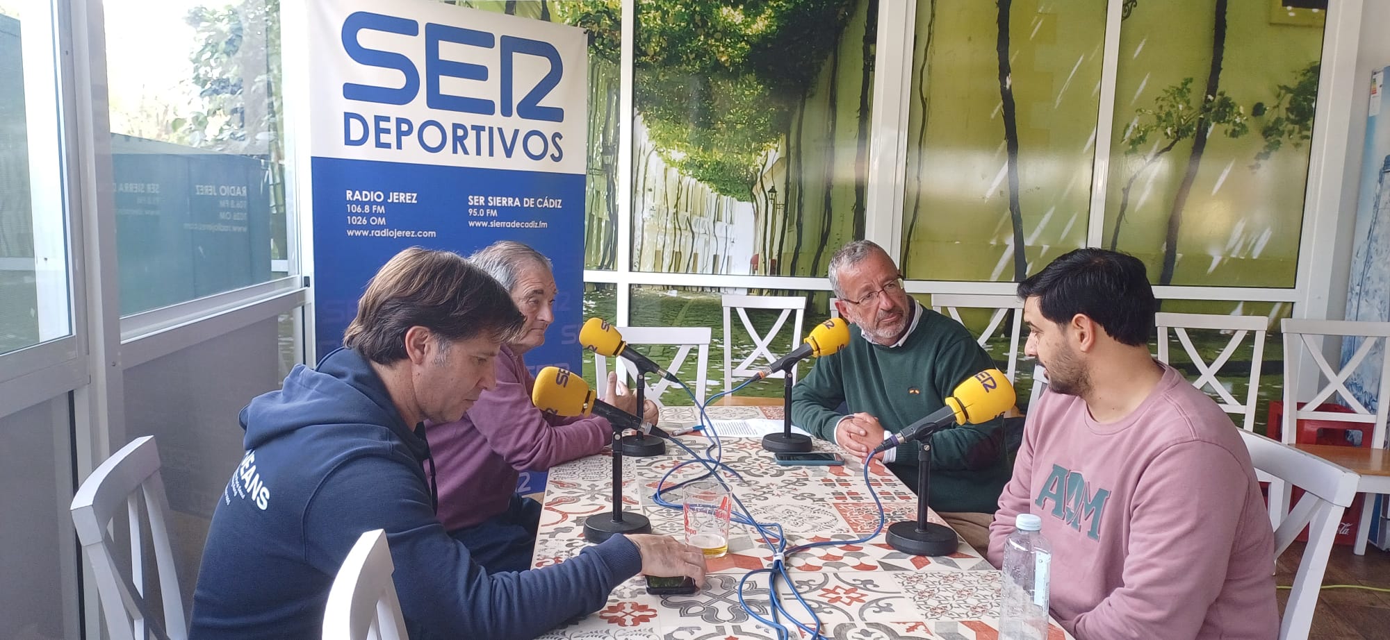 Jesús Mendoza, Ángel Revaliente y Barragán durante el Especial Xerez CD de Radio Jerez