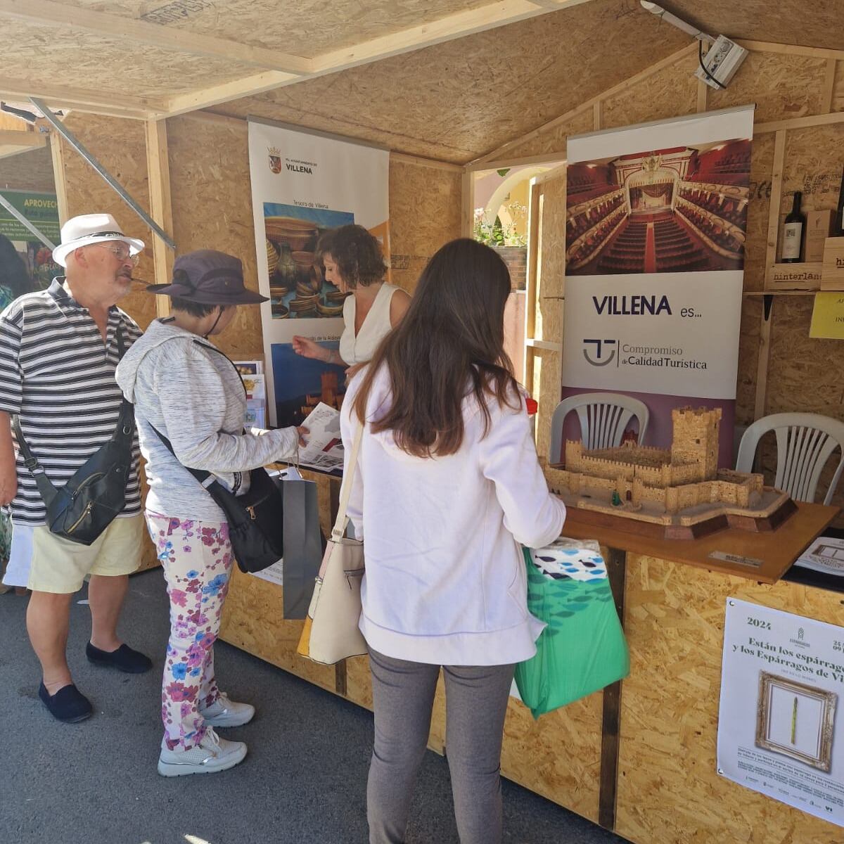 Villena en la feria de Castalla