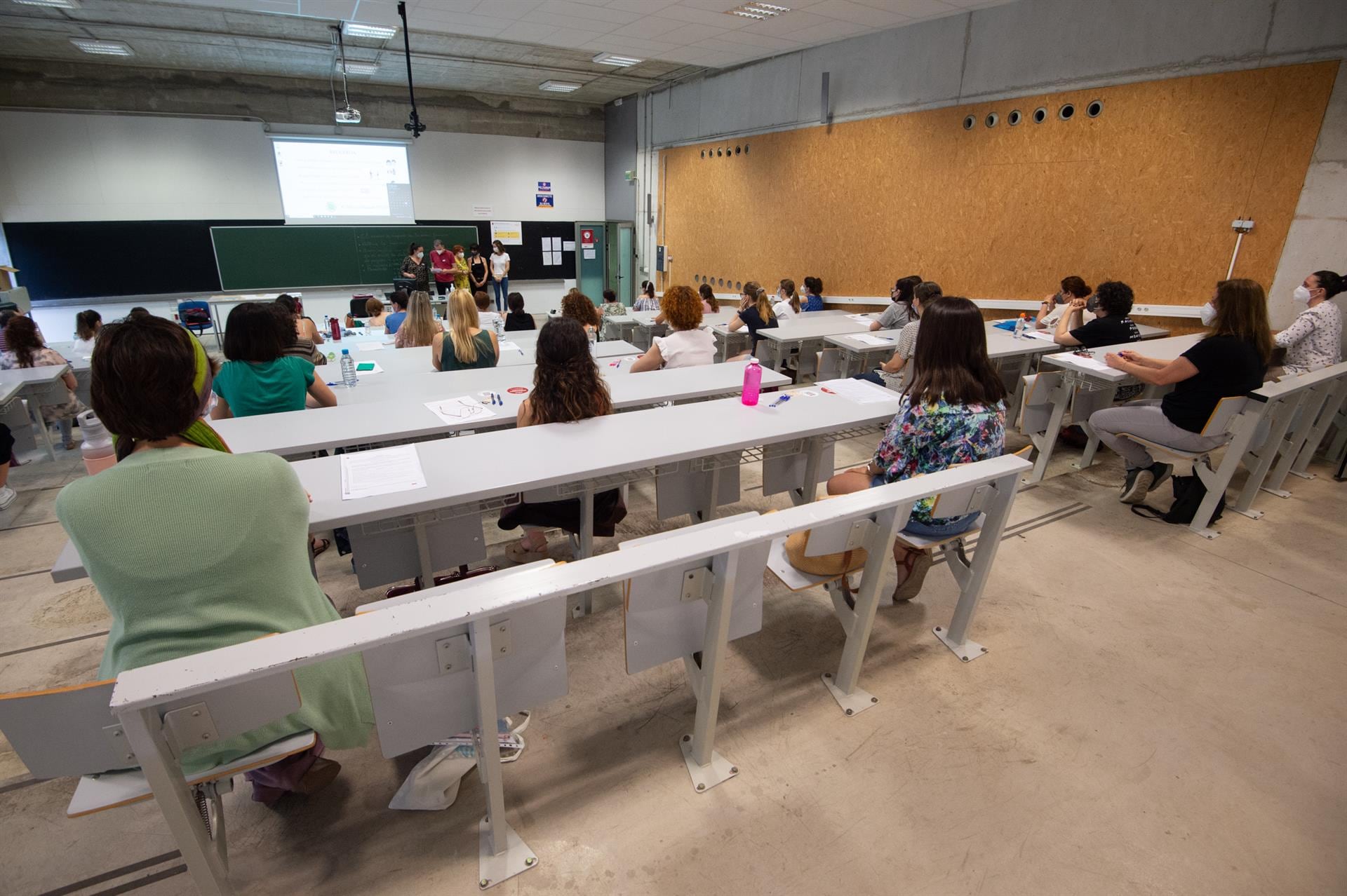 Foto archivo oposiciones en Murcia