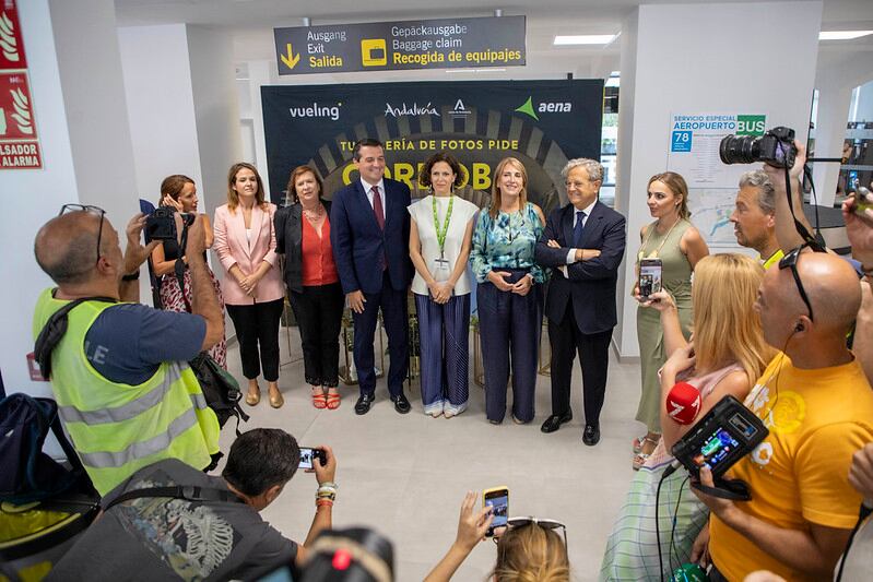 Acto de recepción del primer vuelo de Vueling en el aeropuerto de Córdoba