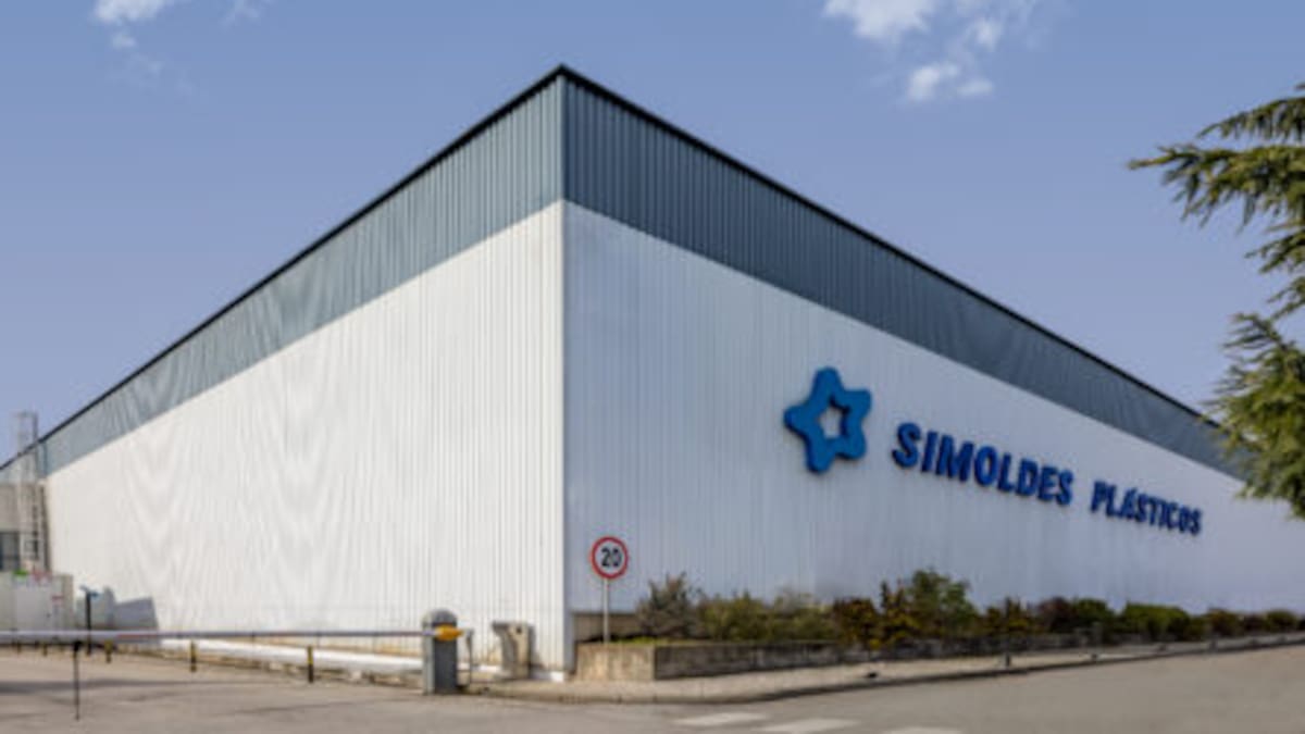 La Junta apoya la implantación del Grupo Simoldes en Ólvega