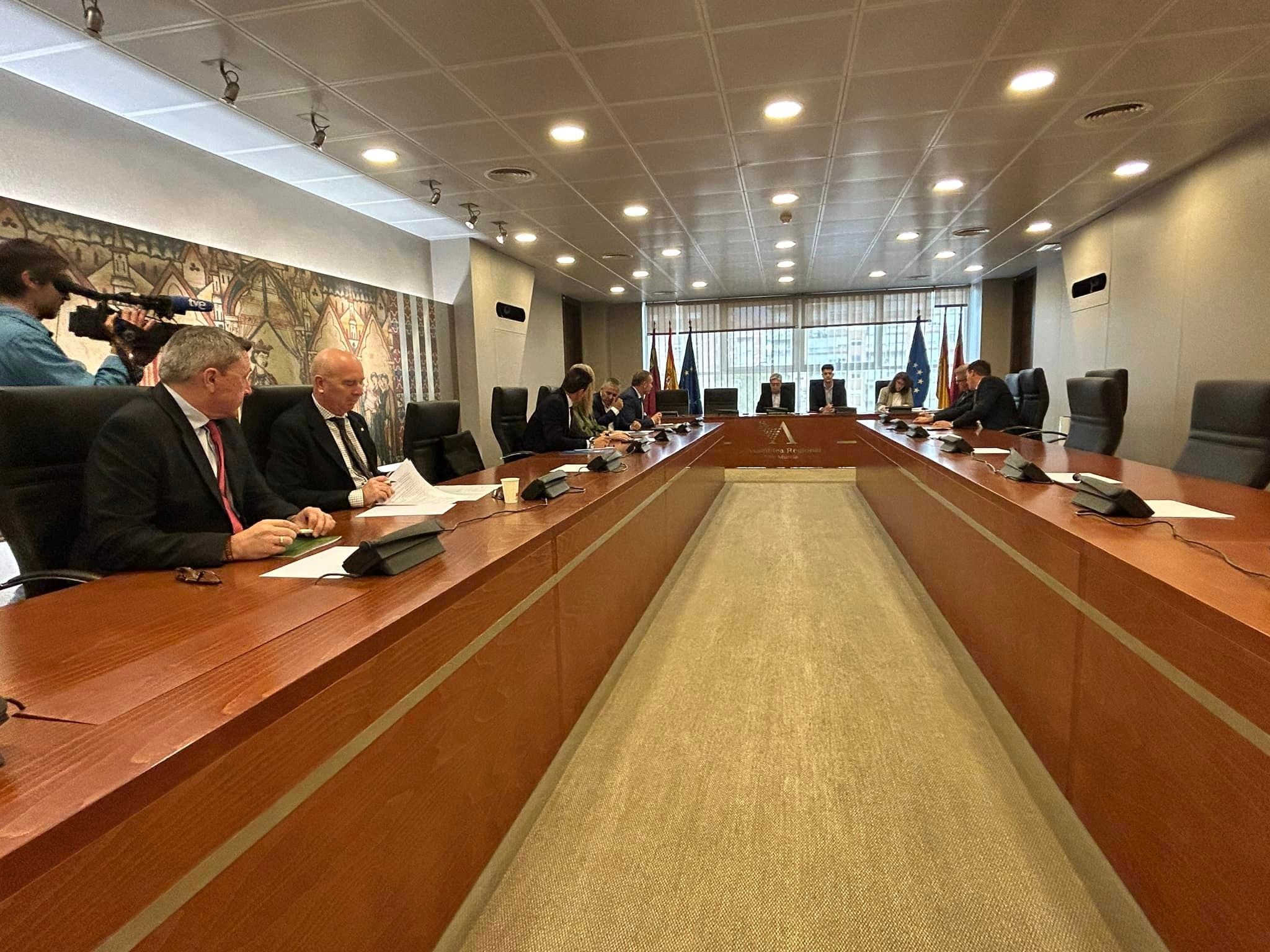 Reunión de la Comisión de Asuntos Generales e Institucionales, de la UE y Derechos Humanos de la Asamblea Regional