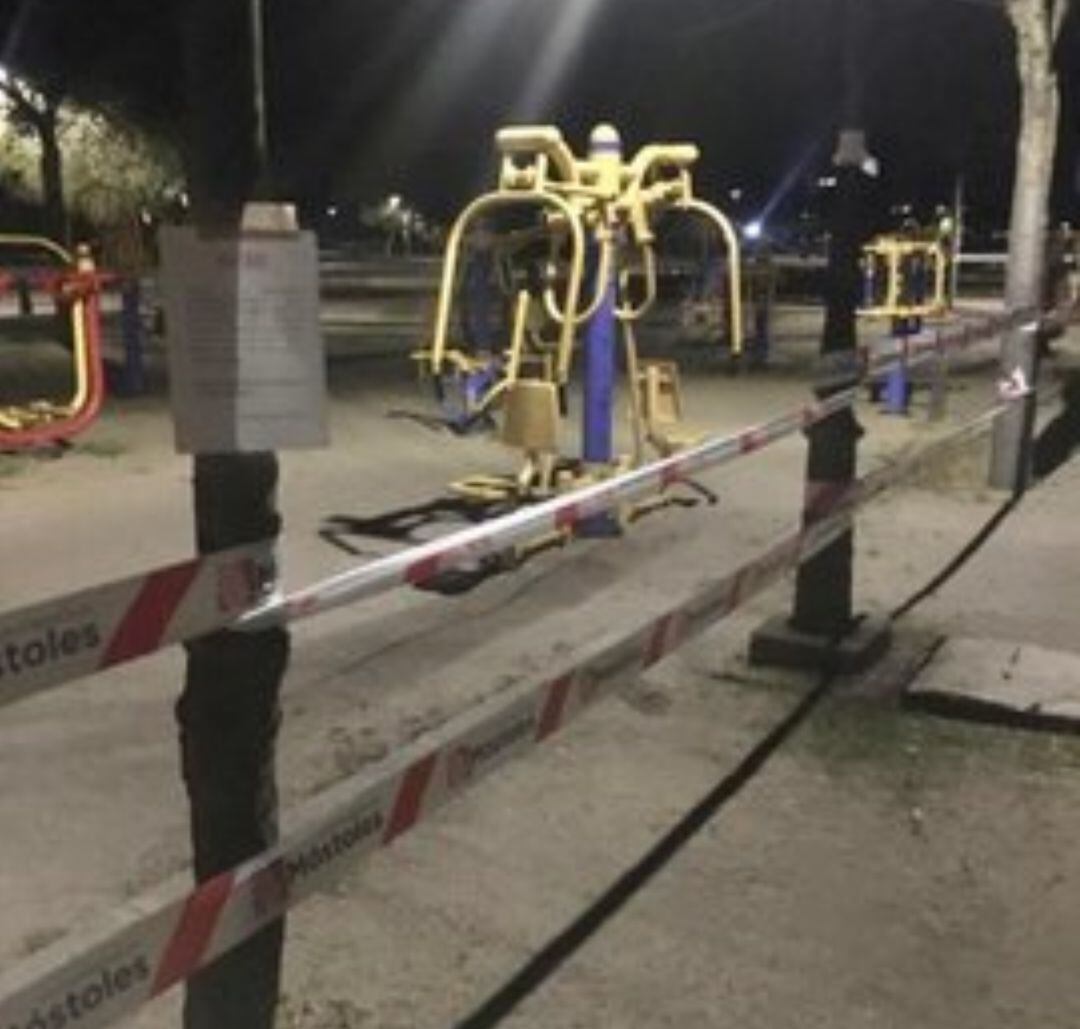 Zonas infantiles cerradas en los parques de Móstoles