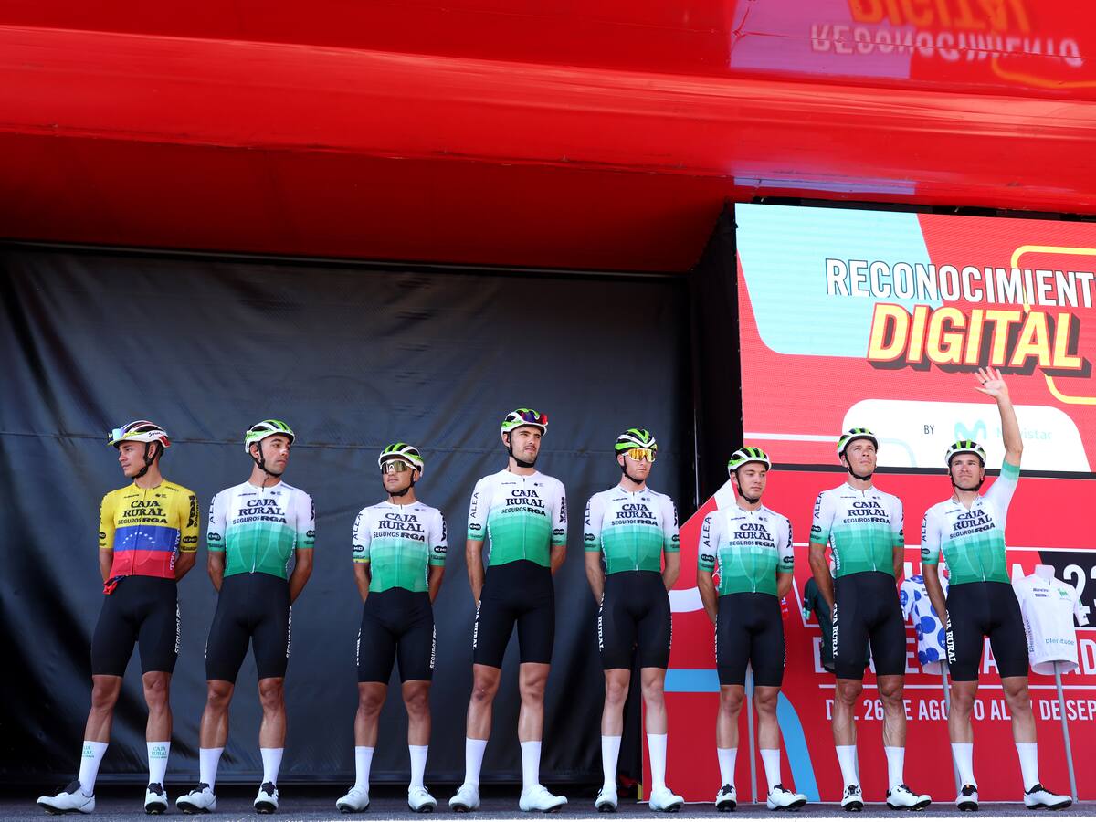 David González. Exclusión Vuelta España