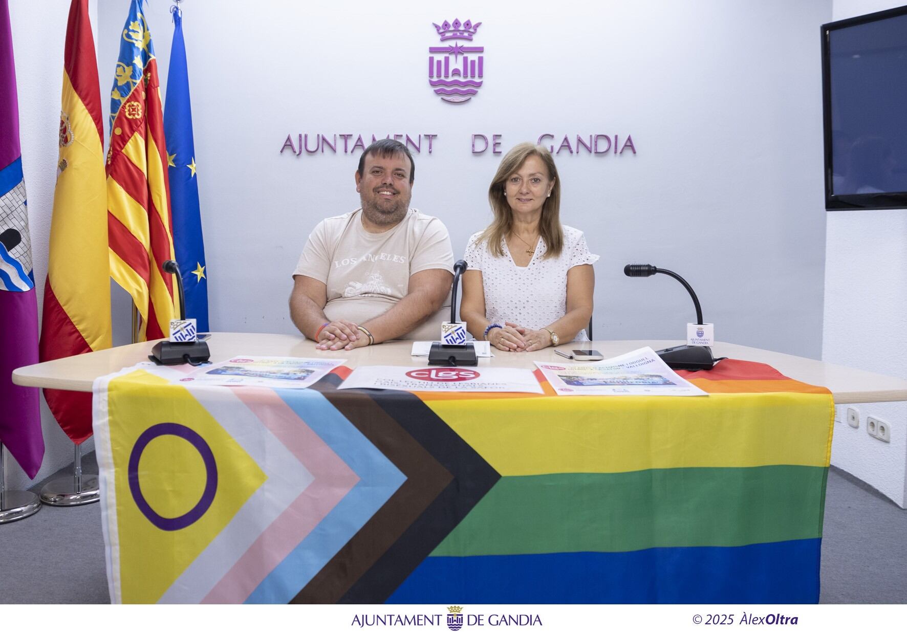 Presentación de la exposición ‘CLGS: 20 anys d’activisme i orgull LGTBIQ+ a la Safor i la Valldigna’ de Gandia