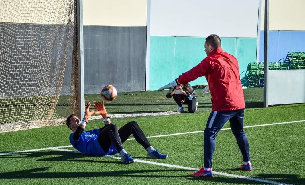 Fran Corrales es el entrenador del porteros del Xerez CD