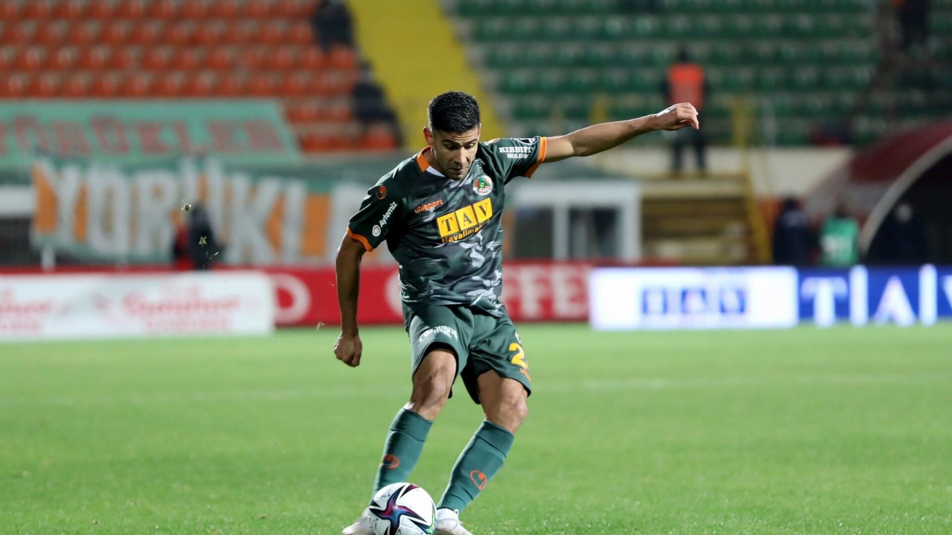 Juanfran Moreno, tercera incorporación del Málaga