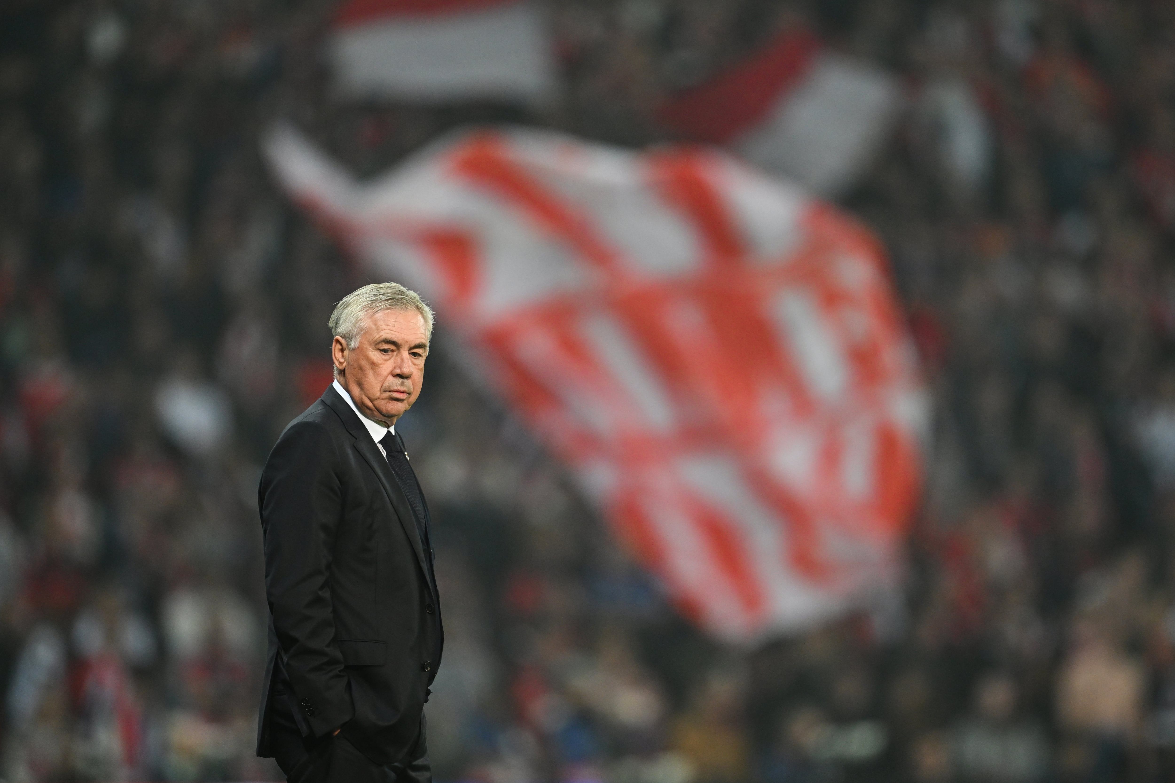 Carlo Ancelotti, en el área técnica del Real Madrid en Lille