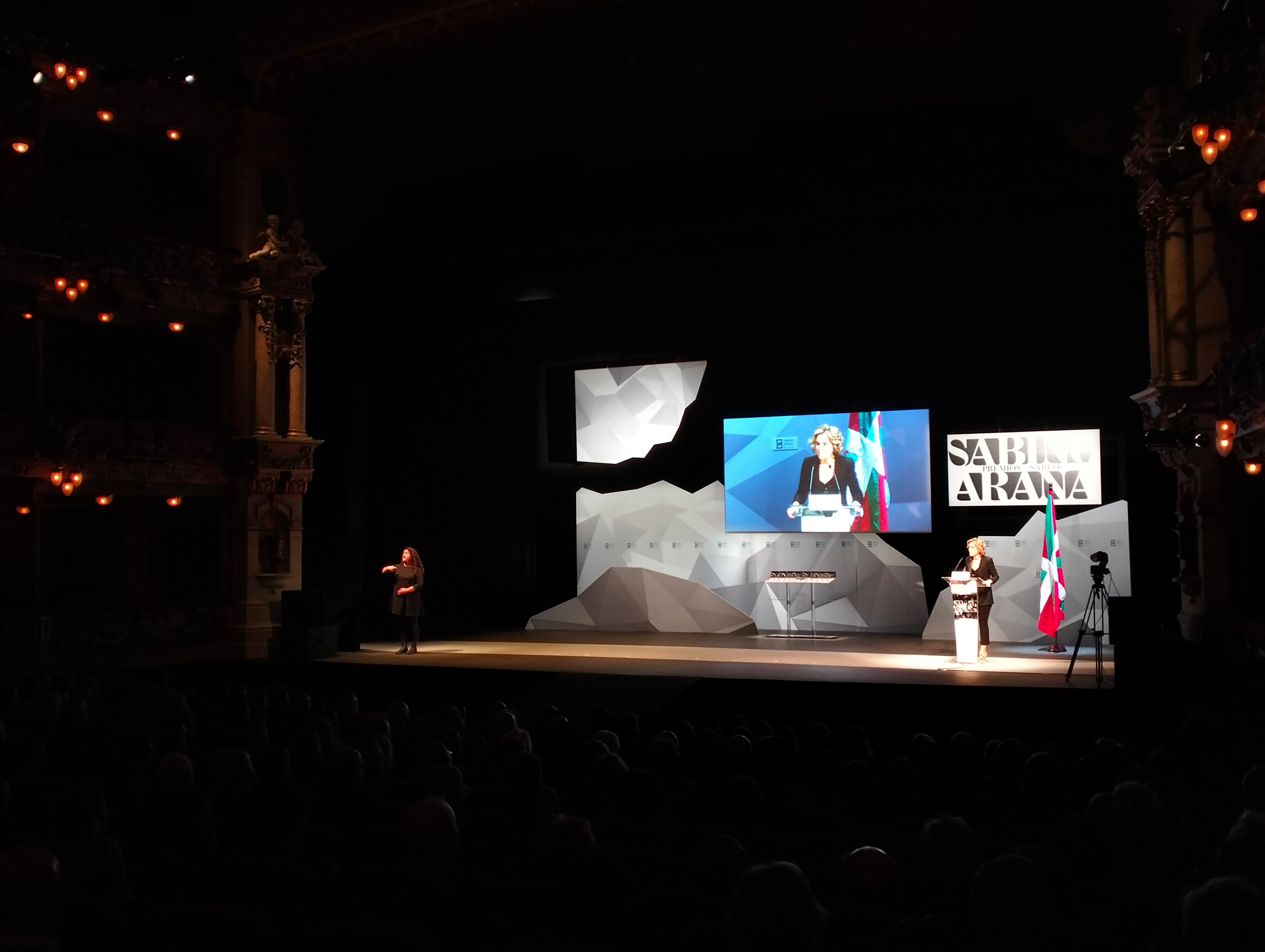 Mireia Zarate, presidenta de la fundación Sabino Arana, en la presentación de la gala.