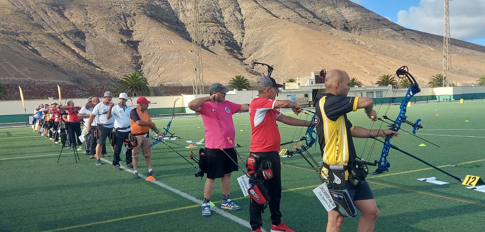 Algunos de los arqueros participantes en el campeonato.