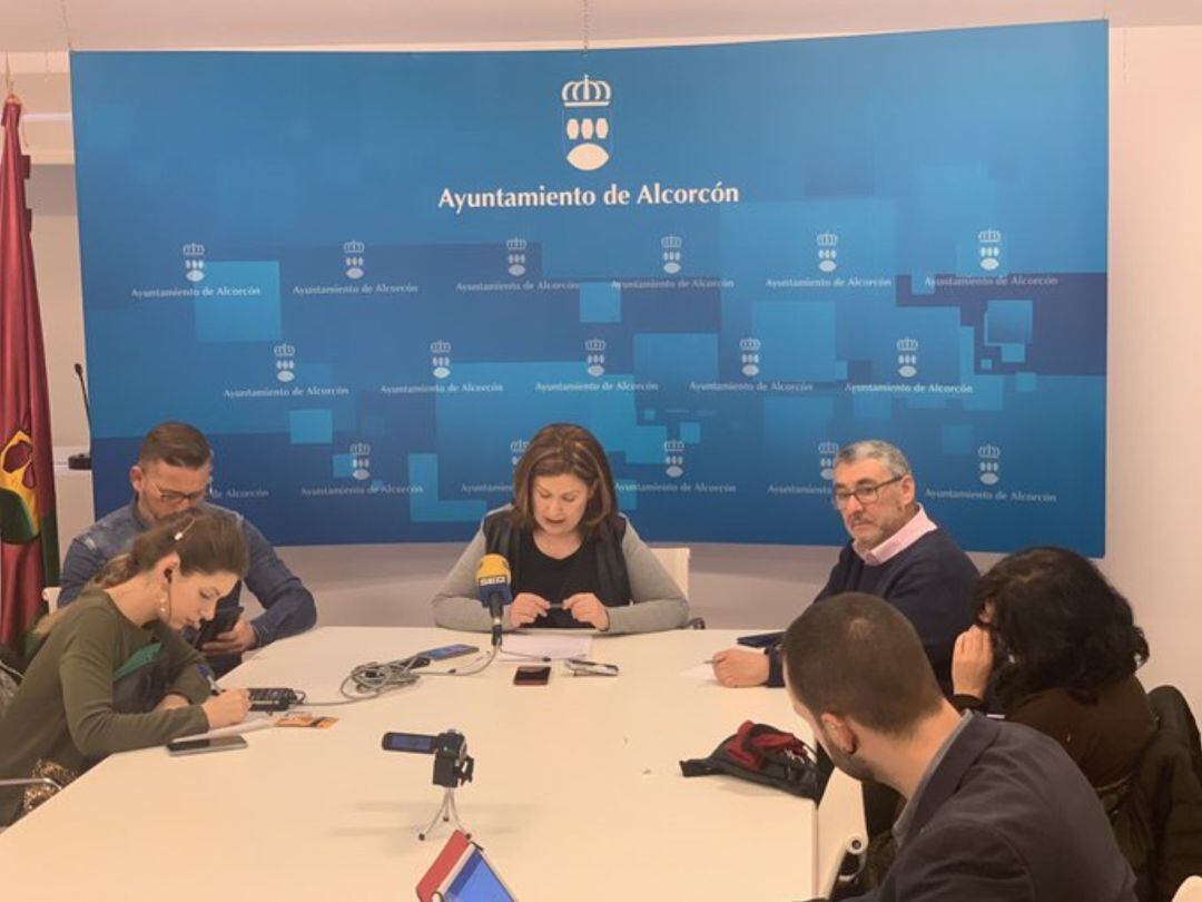 La alcaldesa de Alcorcón, Natalia de Andrés, en la rueda de prensa posterior a la Junta de Gobierno 