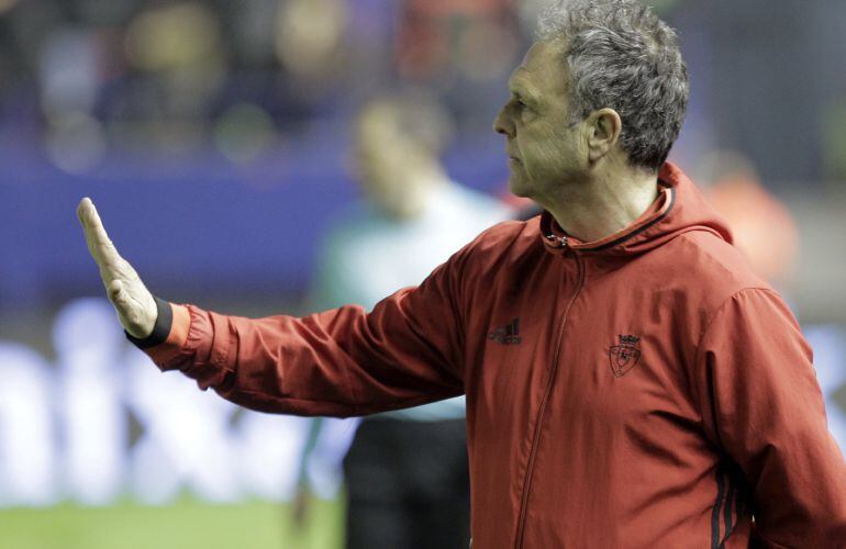 Caparrós, despedido como técnico de Osasuna