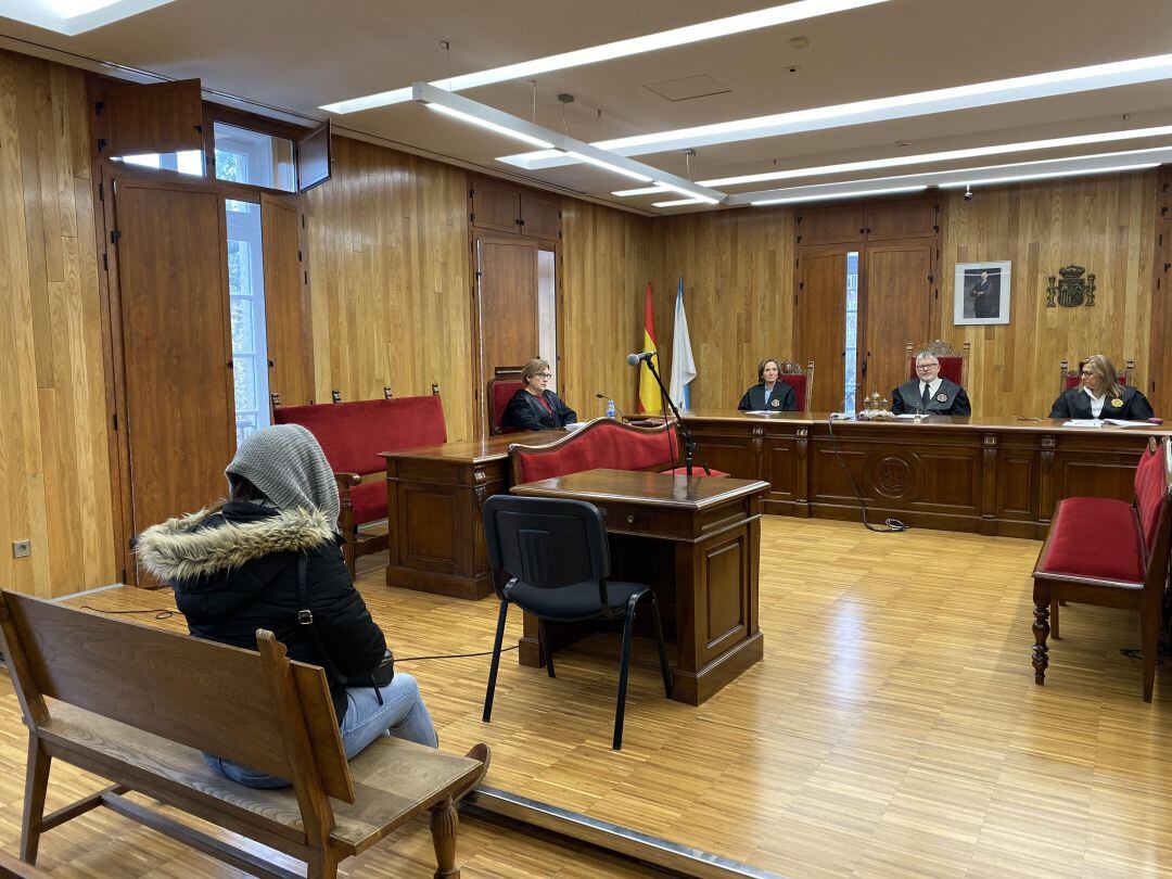 La acusada durante el juicio en la Audiencia Provincial de Lugo